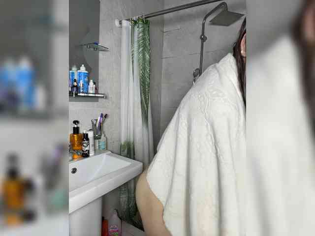 Milka_Crystal webcam
