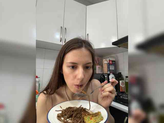 Milka_Crystal webcam