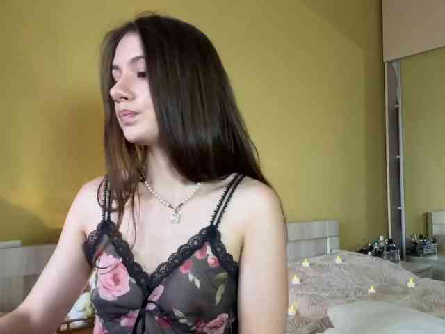 Milka_Crystal webcam