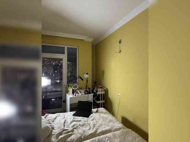 Milka_Crystal webcam