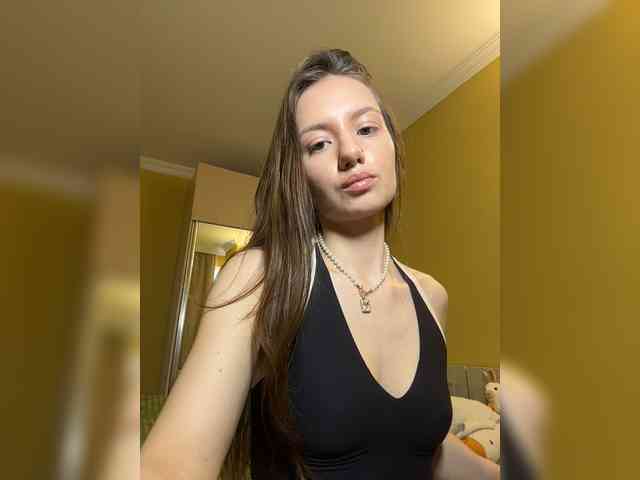 Milka_Crystal webcam