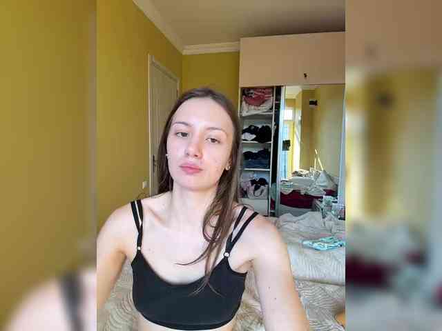 Milka_Crystal webcam