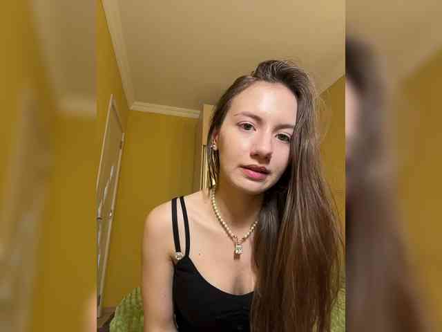 Milka_Crystal webcam