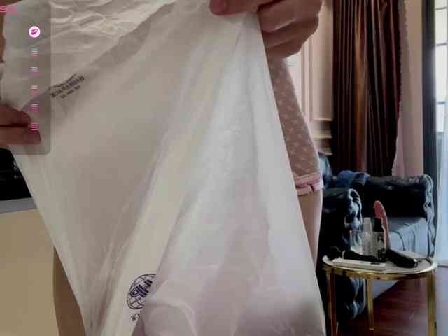 Milka_Crystal