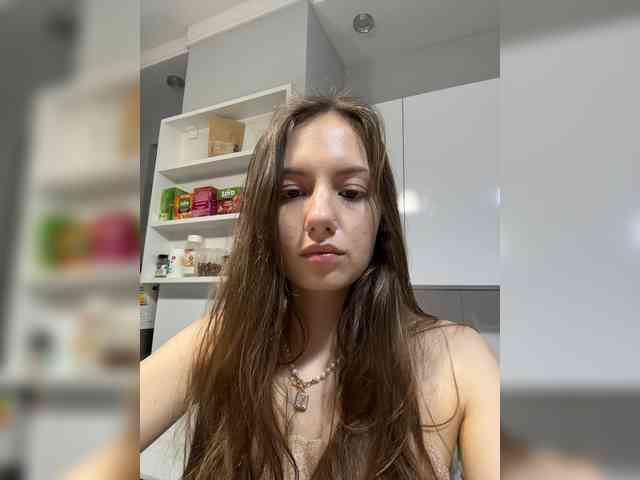 Milka_Crystal webcam
