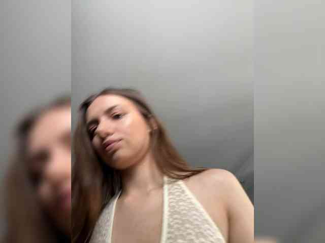 Milka_Crystal webcam