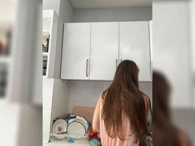 Milka_Crystal webcam