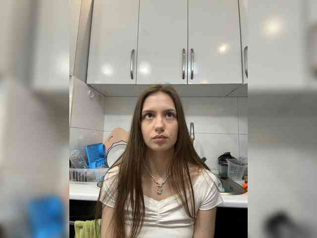 Milka_Crystal webcam