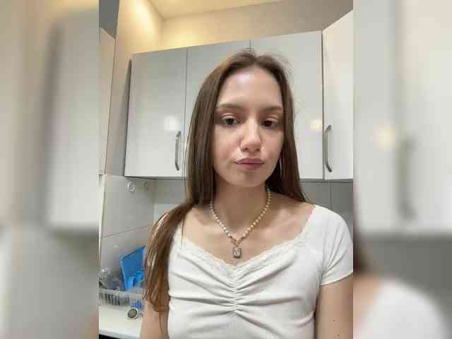 Milka_Crystal webcam