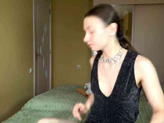 Milka_Crystal webcam