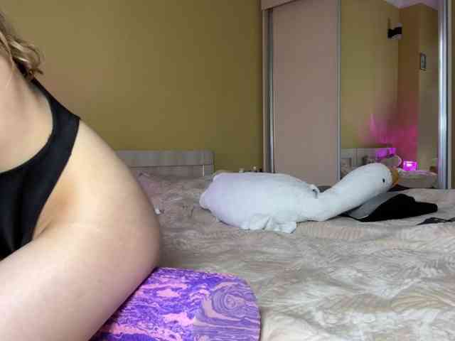 MilkaCrystall01 Sex Cam Show
