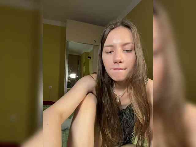 Milka_Crystal webcam