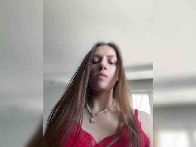Milka_Crystal webcam