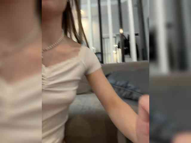 Milka_Crystal webcam
