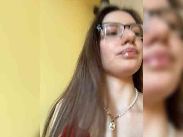 Milka_Crystal webcam