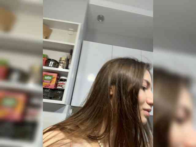 Milka_Crystal webcam