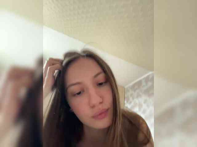 Milka_Crystal webcam