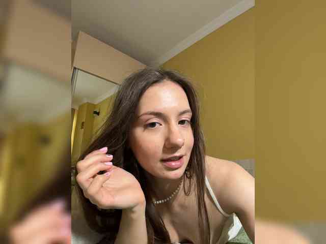 Milka_Crystal webcam