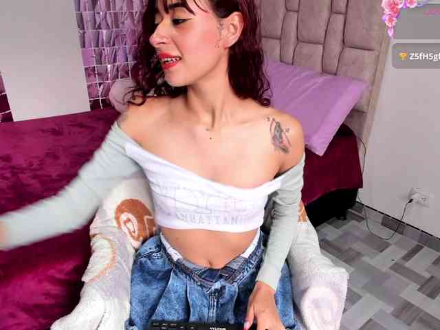julietha-evann1 webcam