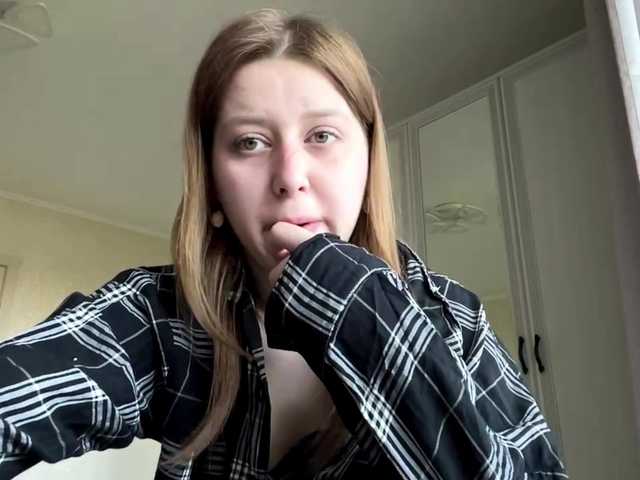 AmparoWisley live cam on BongaCams