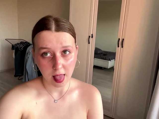 AmparoWisley live cam on BongaCams
