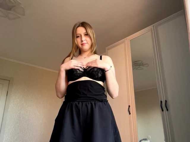AmparoWisley live cam on BongaCams