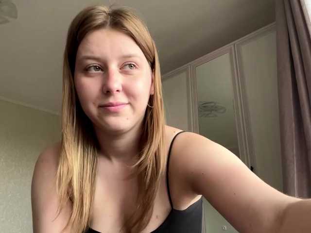 AmparoWisley live cam on BongaCams