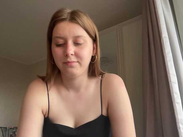 AmparoWisley live cam on BongaCams