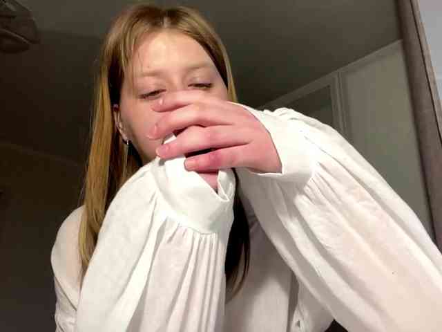 AmparoWisley webcam