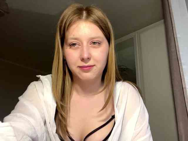 AmparoWisley webcam