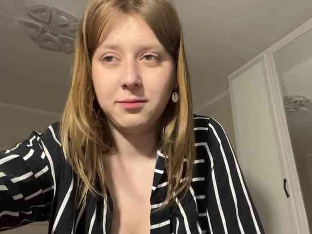 AmparoWisley webcam