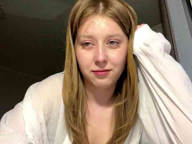 AmparoWisley webcam