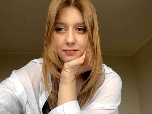 AmparoWisley webcam