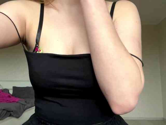 AmparoWisley webcam