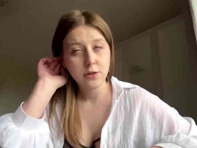 AmparoWisley webcam
