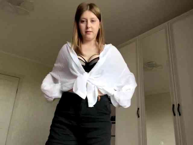 AmparoWisley webcam