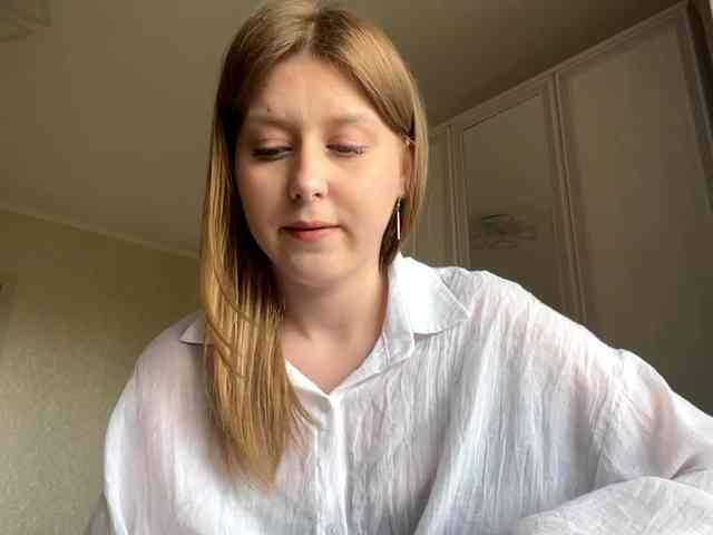 AmparoWisley webcam