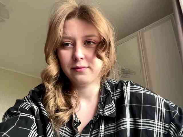 AmparoWisley webcam