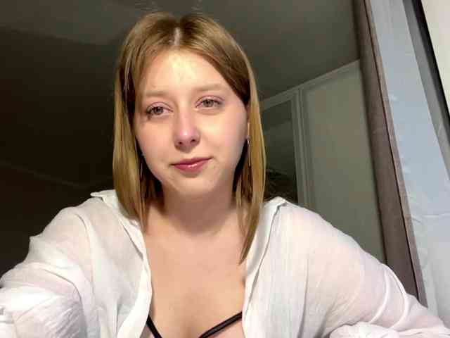 AmparoWisley webcam