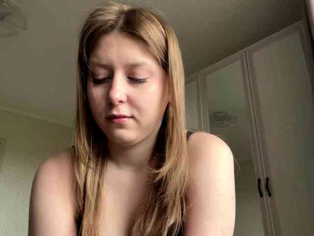 AmparoWisley webcam