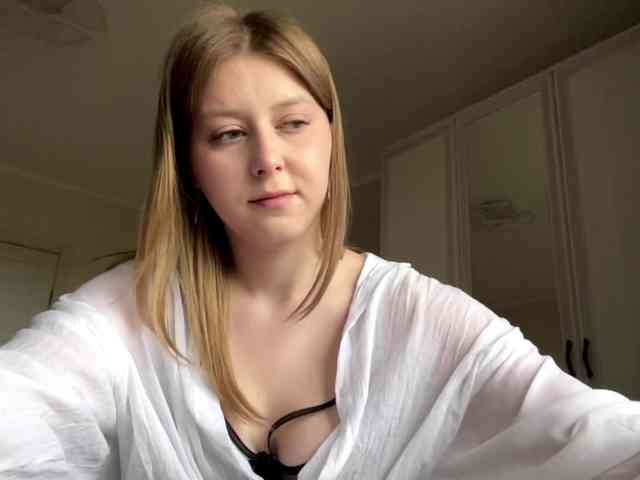 AmparoWisley webcam
