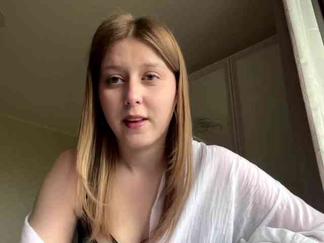 AmparoWisley webcam