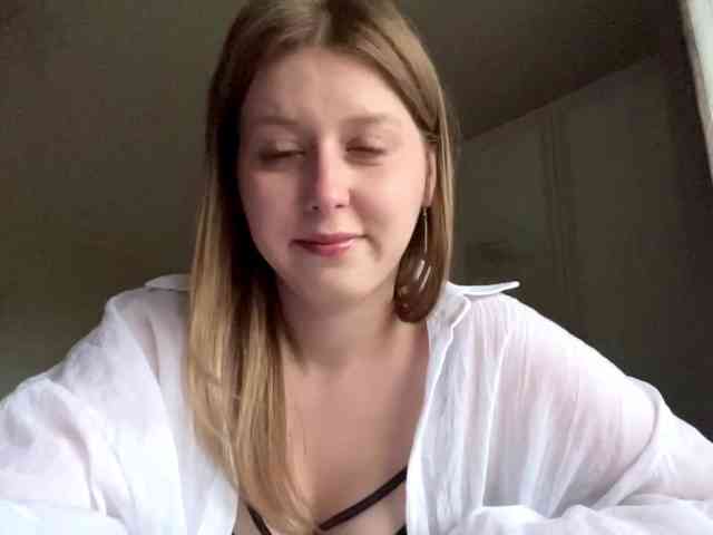 AmparoWisley webcam