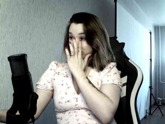 MilikaD webcam