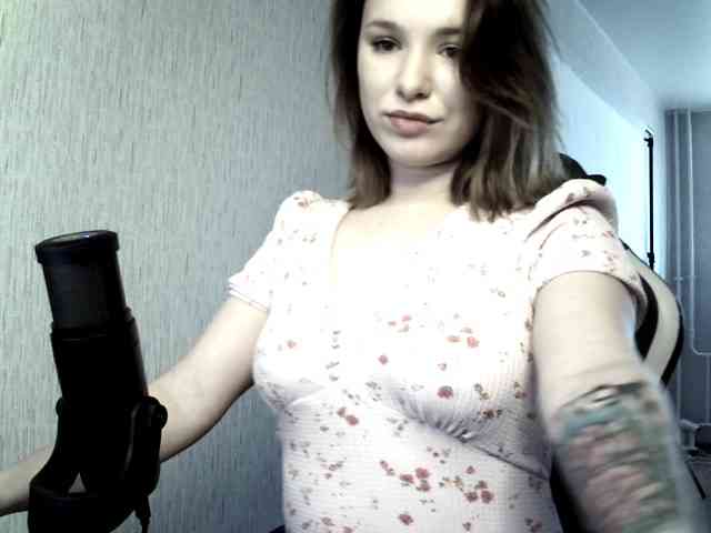 MilikaD webcam