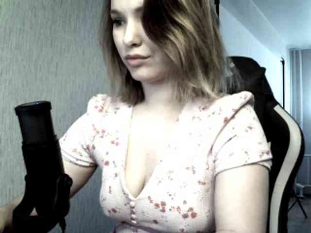 MilikaD webcam