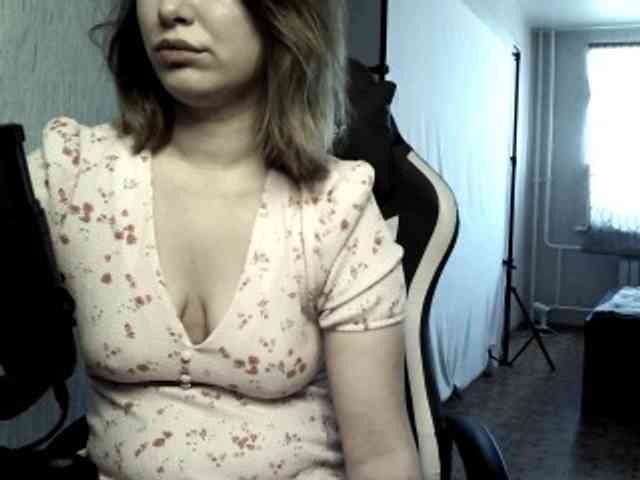 MilikaD webcam