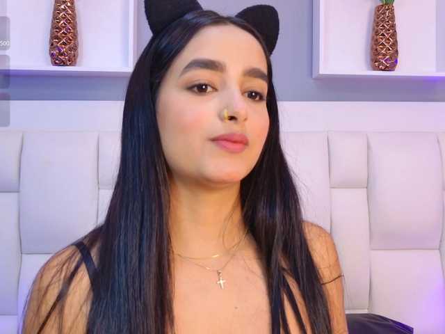 VanesaGuzman live cam on BongaCams