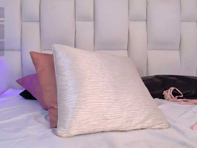 VanesaGuzman live cam on BongaCams