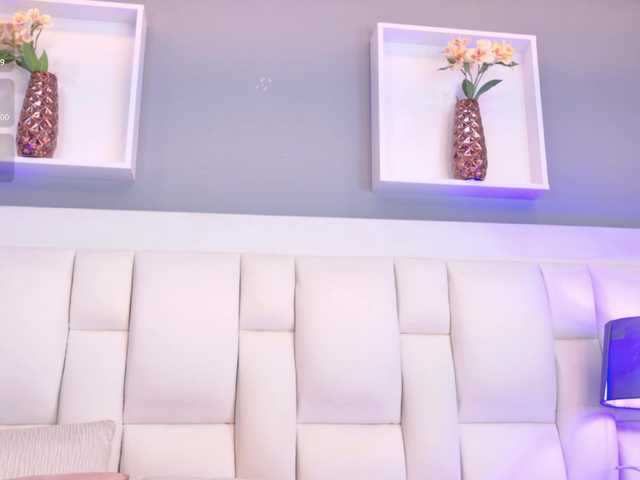 VanesaGuzman live cam on BongaCams